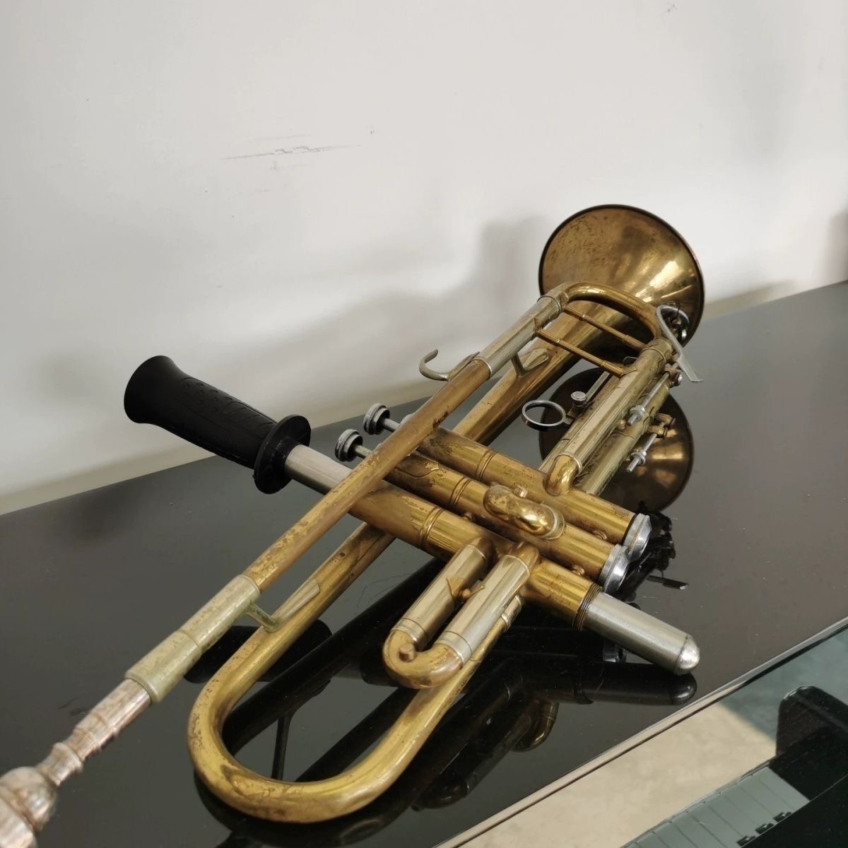 Brass Instrument Repair Tool S - Musical Instrument Vector 评论和价格